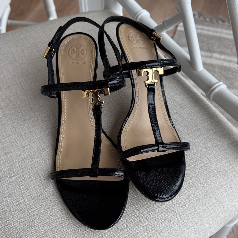 Tory Burch Black Patent Leather T-Strap Sandals with Gold Logo - Picture 12 of 12